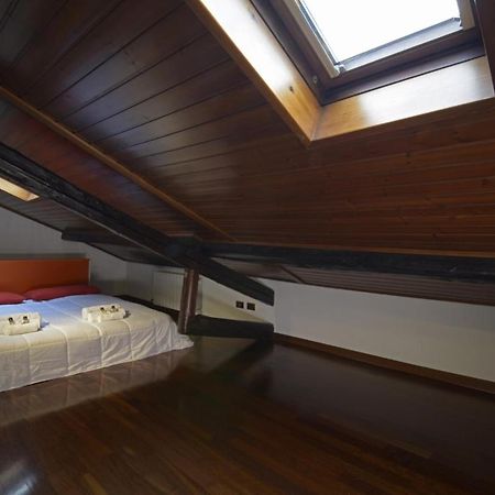 Cenisio - Corso Sempione Accogliente Mansarda Di Design Apartamento Milán Exterior foto