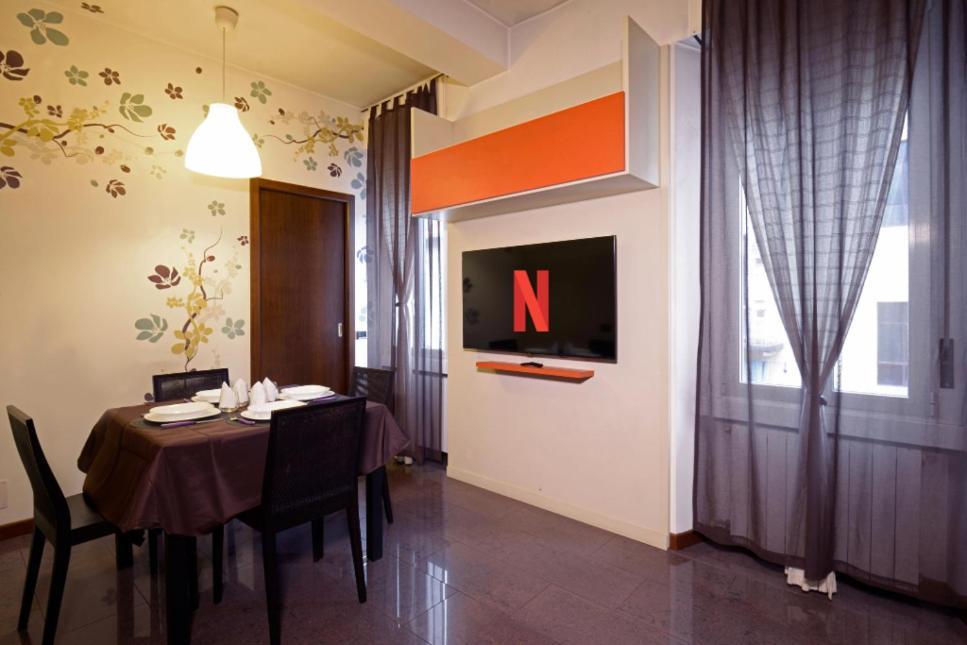 Cenisio - Corso Sempione Accogliente Mansarda Di Design Apartamento Milán Exterior foto